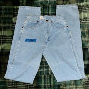 Wrangler womens Cowboy Cut High Rise Slim Fit Tapered Leg Jeans 3x36